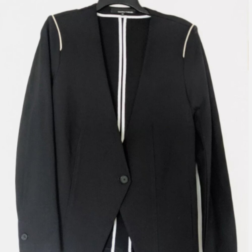 NORDSTROM AMANDA + CHELSEA Black Ponte Knit Blazer W/ White Trim/Piping
